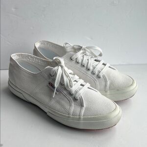Superga 2750 Cotu Classic canvas women’s sneaker, size 10 >